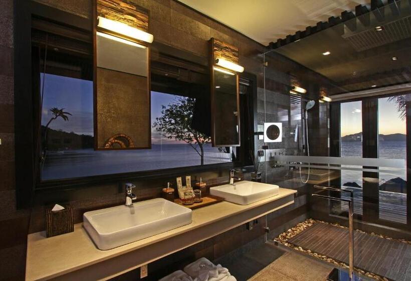 Бунгало Стандарт, Two Seasons Coron Island Resort