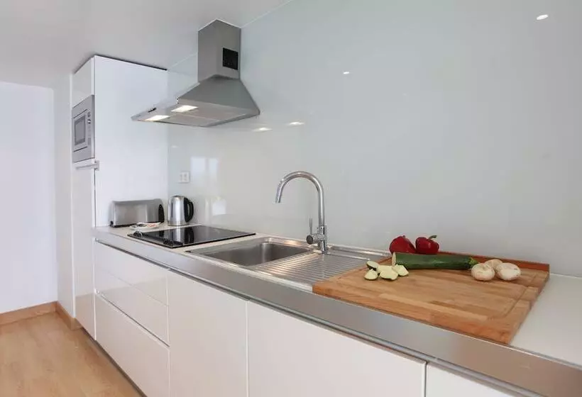 آپارتمان سوپریور 3 خوابه, Marina Club Suite