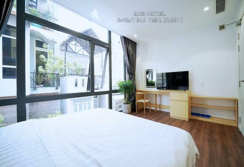 اتاق لوکس با تخت بزرگ, Bob Saigon