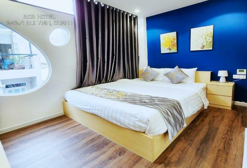 اتاق لوکس با تخت بزرگ, Bob Saigon