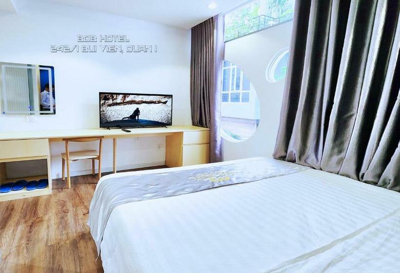 اتاق لوکس با تخت بزرگ, Bob Saigon