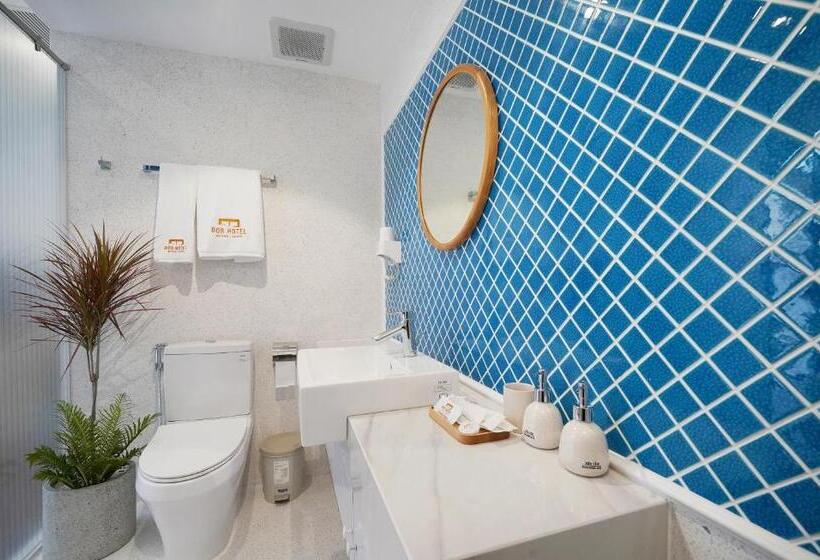 اتاق استاندارد, Bob Saigon