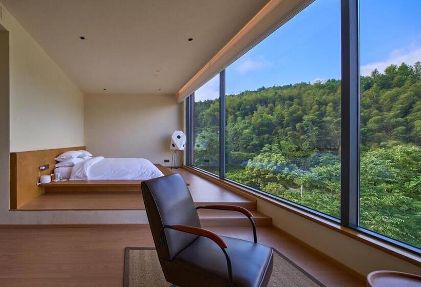سوییت دوبلکس, Mountain And Autumn Homestay