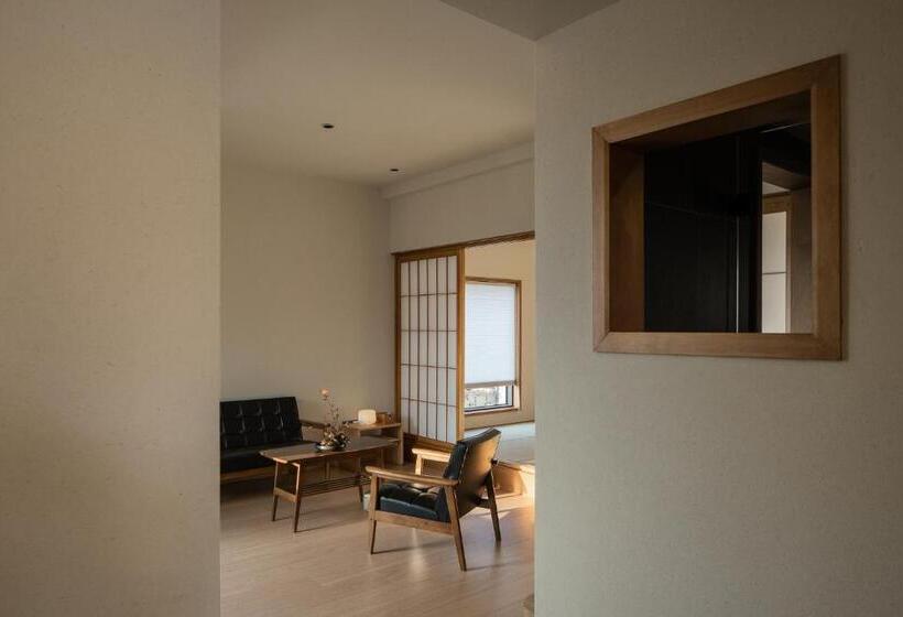 اتاق استاندارد با تراس, Mountain And Autumn Homestay