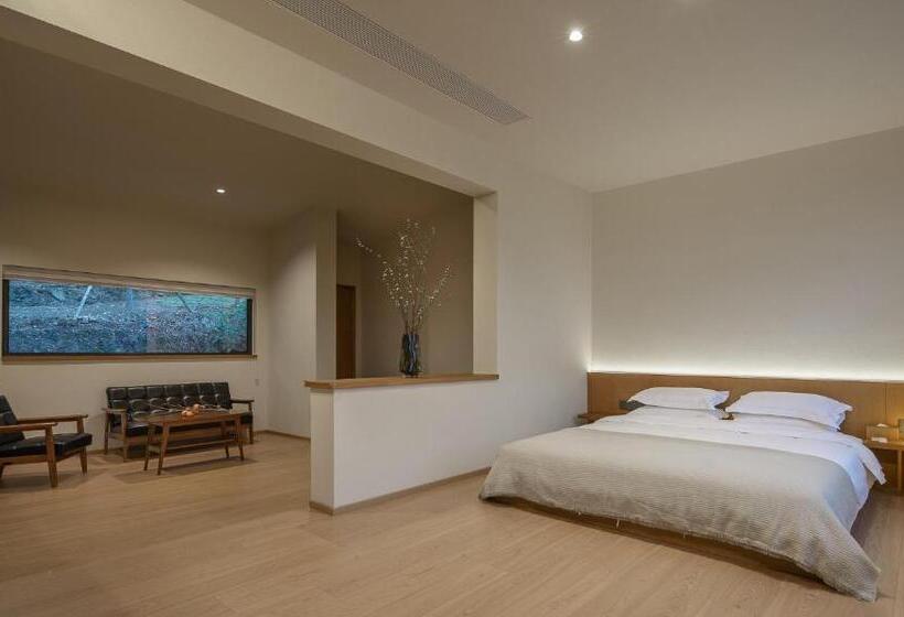 バルコニー付きスタンダードルーム, Mountain And Autumn Homestay