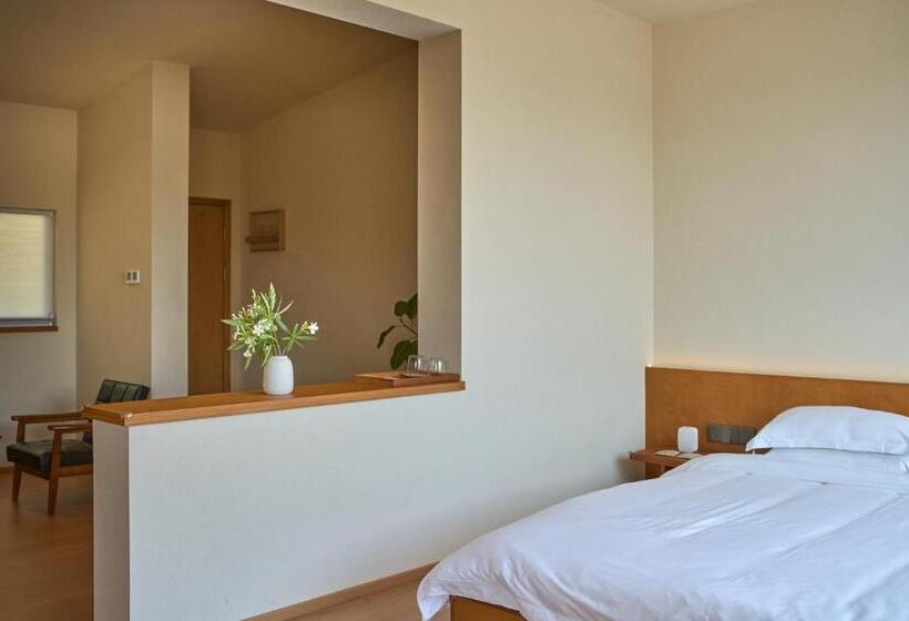 バルコニー付きスタンダードルーム, Mountain And Autumn Homestay