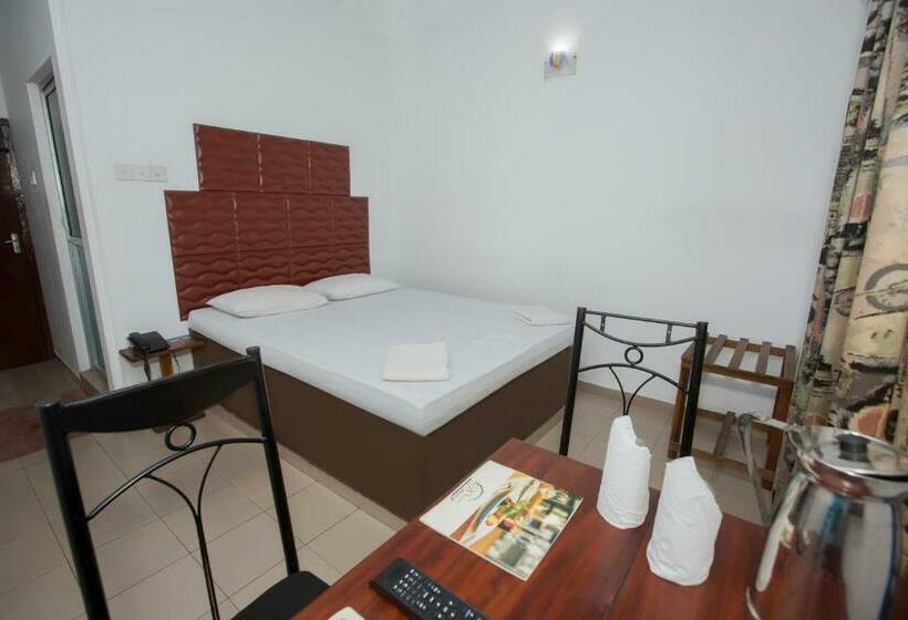 스탠다드 룸, Transit Budget