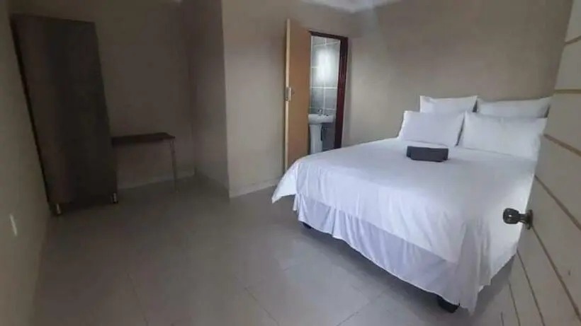 スタンダードルーム, 2nights Guest House