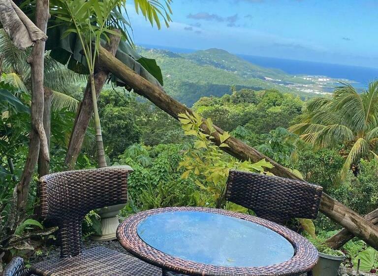 اتاق لوکس با بالکن و چشم‌انداز دریا, Blu Vista Cottages