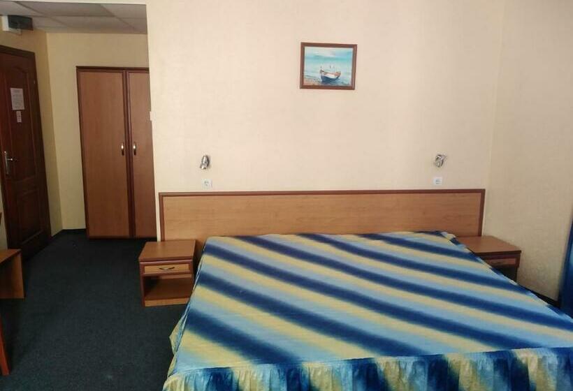 Pokój Standard z Balkonem, хотел кантилена