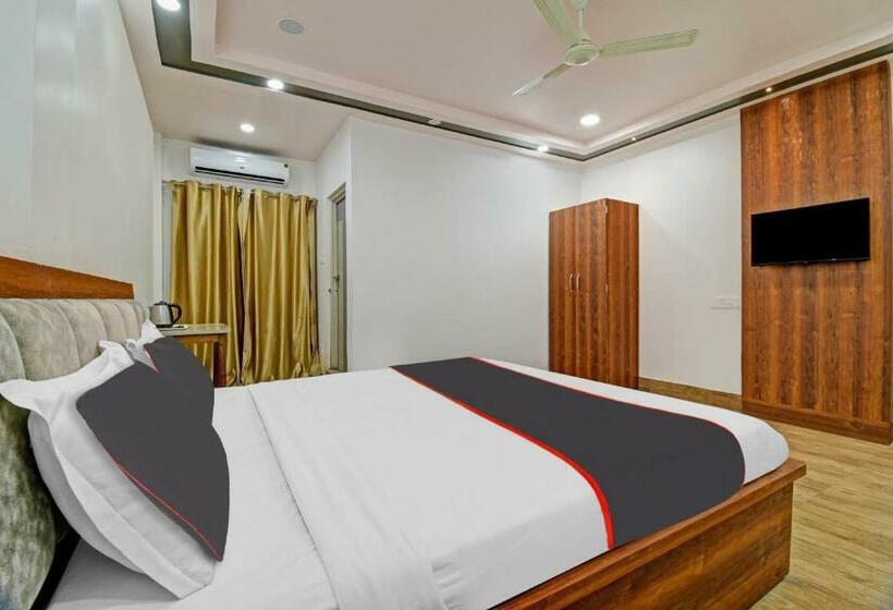 غرفة كلاسيكية ثلاثية, Collection O 809269 The Grand Megha Resort