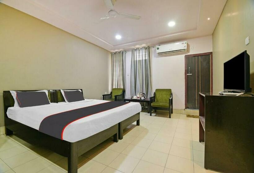 اتاق کلاسیک سه تخته, Collection O 809269 The Grand Megha Resort