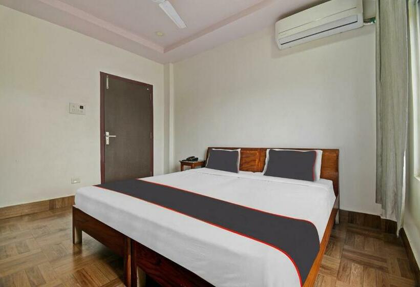 غرفة كلاسيكية ثلاثية, Collection O 809269 The Grand Megha Resort