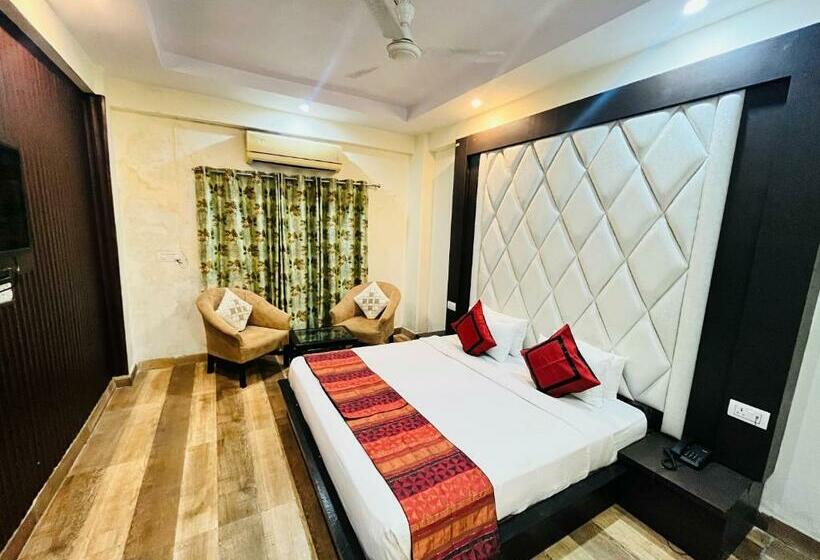 デラックスルーム, Grand Continental @ Har Ki Pauri Haridwar