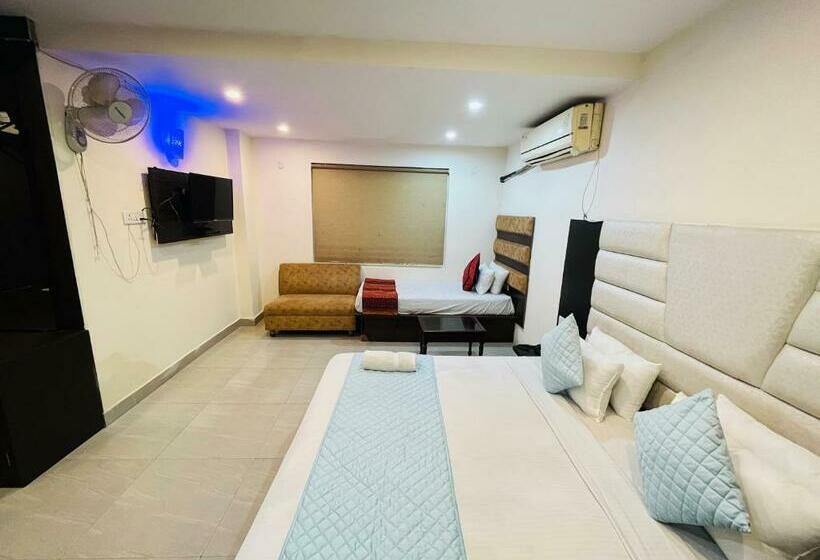 スタンダードルーム, Grand Continental @ Har Ki Pauri Haridwar