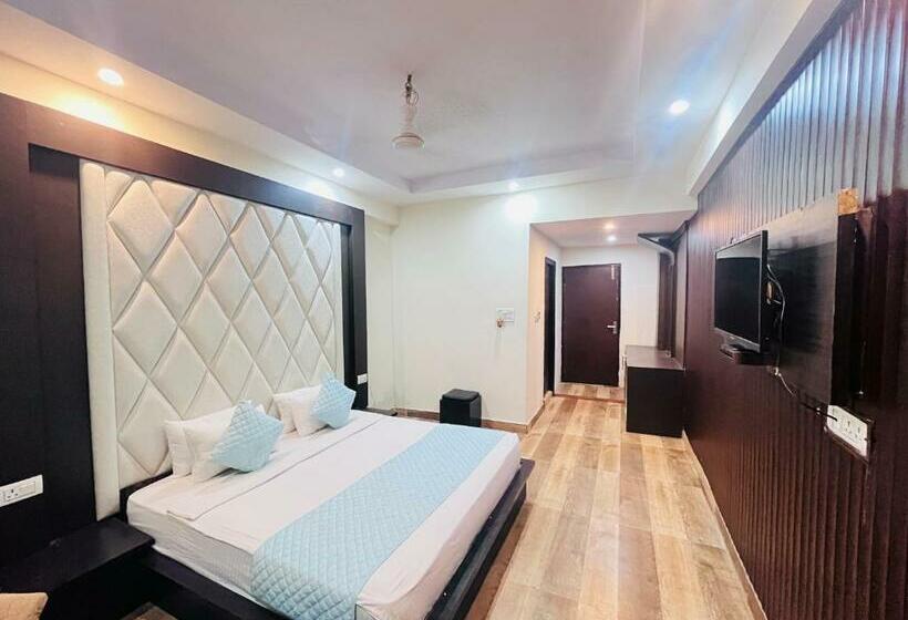 Номер Стандарт, Grand Continental @ Har Ki Pauri Haridwar