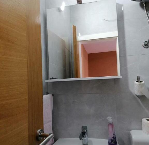 استودیوی استاندارد, Apartmani Babić