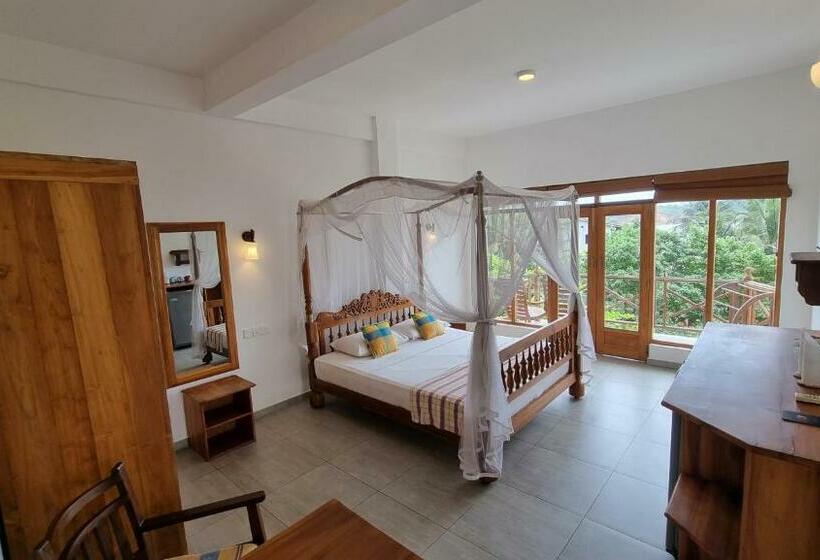 Номер Deluxe Вид на Море с Балконом, Aussie Swiss