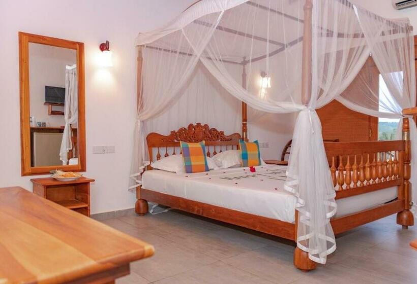 Номер Deluxe Вид на Море с Балконом, Aussie Swiss