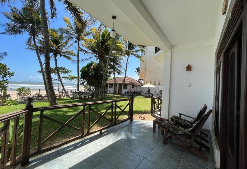 Трехместный Номер Deluxe Вид на Море, Aussie Swiss