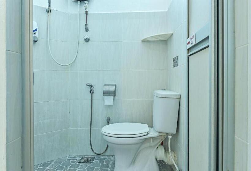 家庭套房, Oyo 90734 Tata Inn