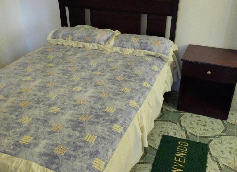 Номер Стандарт, Hostal Familiar