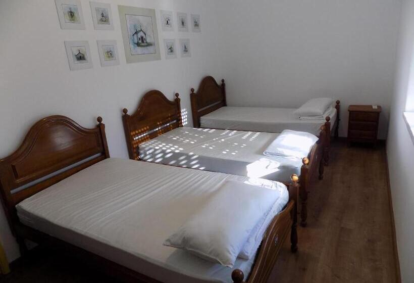 تختخواب در اتاق مشترک, Albergue De São Bento