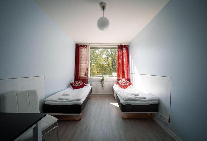 带共用浴室的标准房间, Motel  69 Lovisa