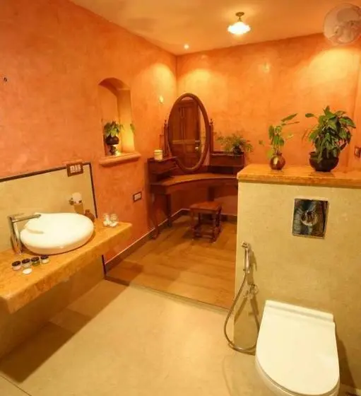 Sviitti Parveke, Marari Beach Bungalow Resort Alleppey