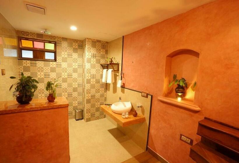 발코니가 있는 스위트, Marari Beach Bungalow Resort Alleppey