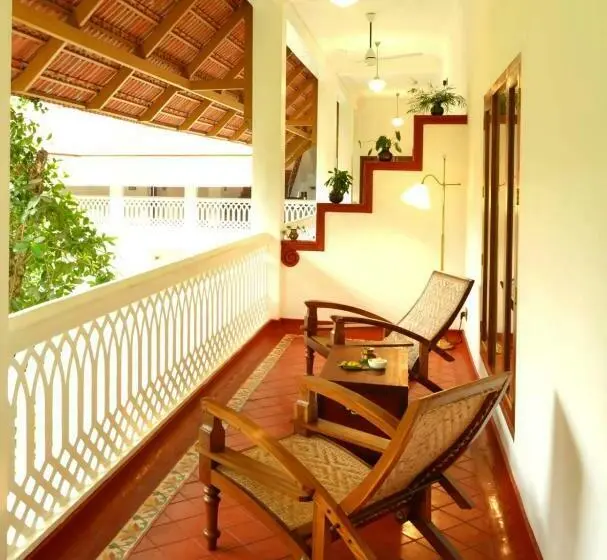 Sviitti Parveke, Marari Beach Bungalow Resort Alleppey