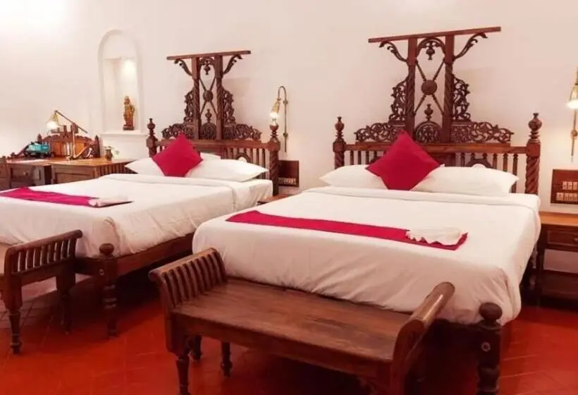 Standard Neljän Hengen Huone Puutarhanäkymä, Marari Beach Bungalow Resort Alleppey