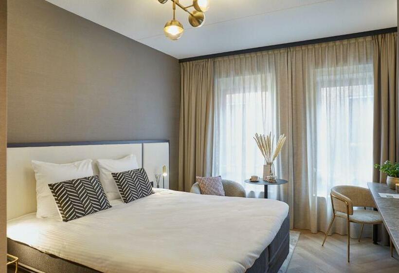 디럭스 룸, Breathe Hotel Leiden