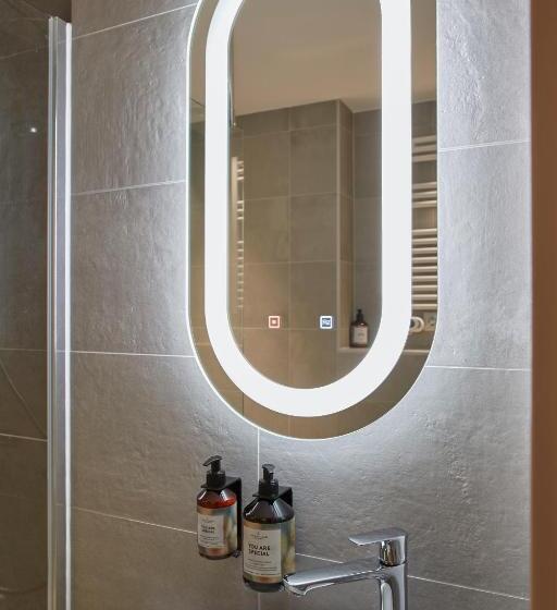 Полулюкс с Видом, Breathe Hotel Leiden