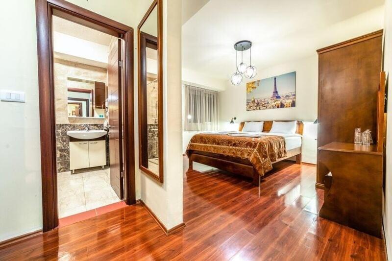 اتاق لوکس سه تخته, International Ohrid