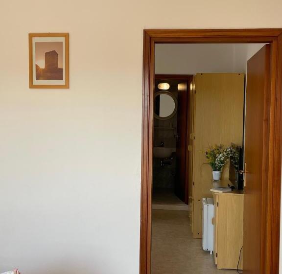 豪华家庭房间, La Playa