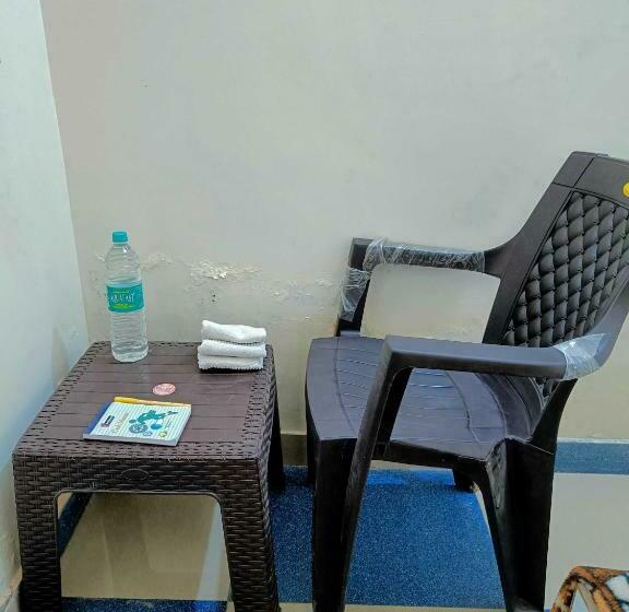 Трехместный Номер Классика, Oyo 80848c Pride Inn