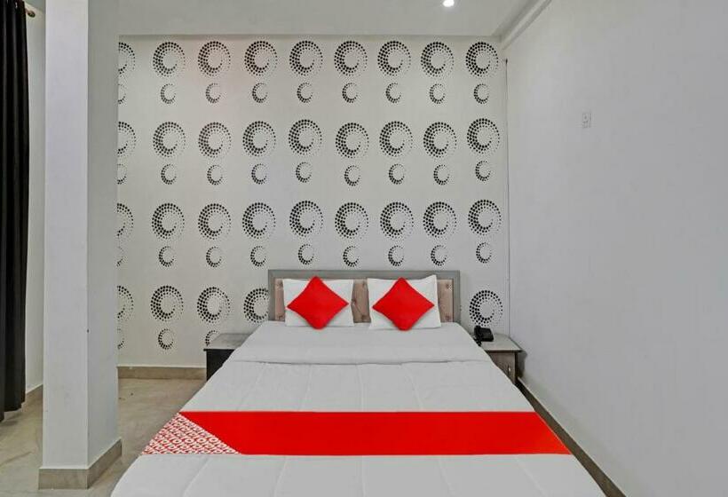 اتاق لوکس سه تخته, Oyo Flagship 80829 Sidhi