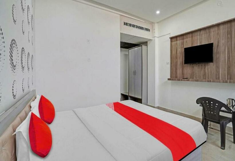 اتاق لوکس سه تخته, Oyo Flagship 80829 Sidhi