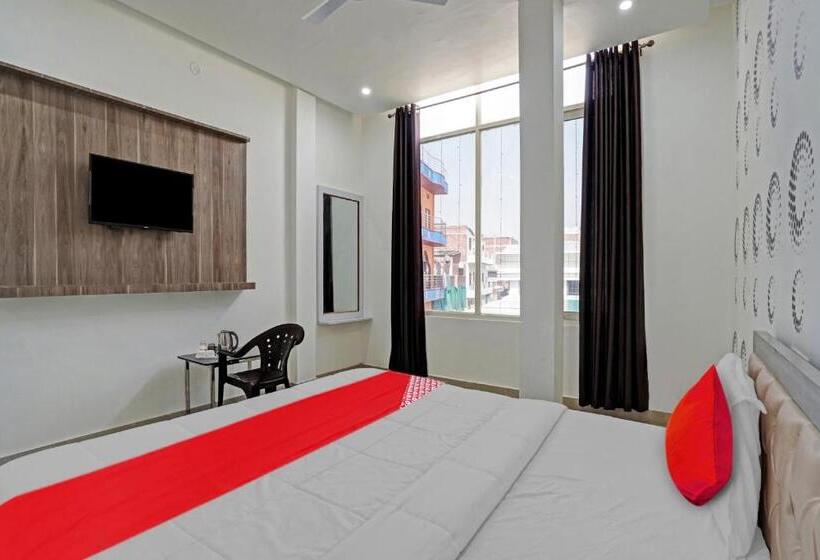 اتاق کلاسیک سه تخته, Oyo Flagship 80829 Sidhi