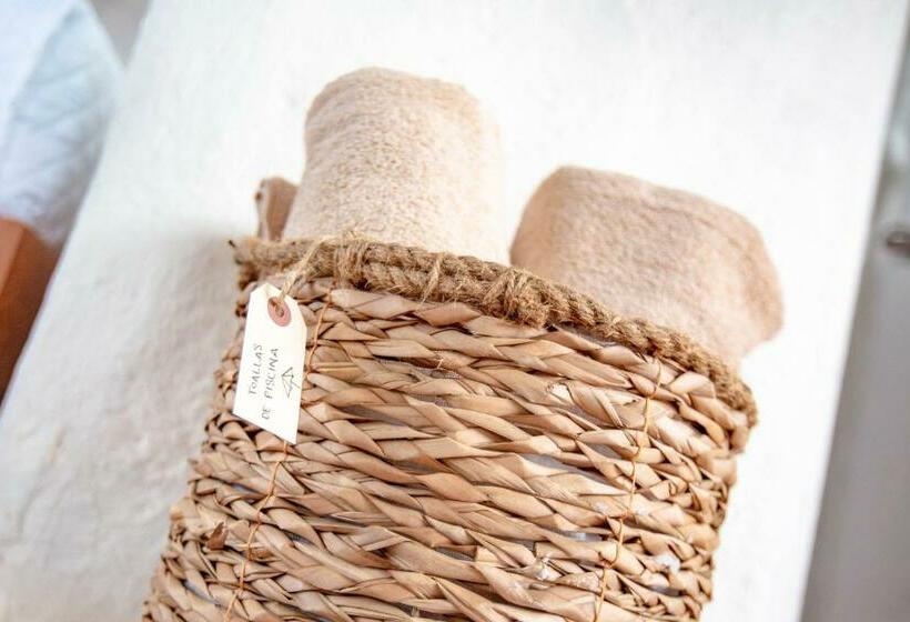 غرفة ديلوكس مزودة بشرفة, Buen Camino Hotel, San Mateo