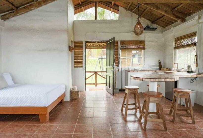 غرفة ديلوكس مزودة بشرفة, Buen Camino Hotel, San Mateo