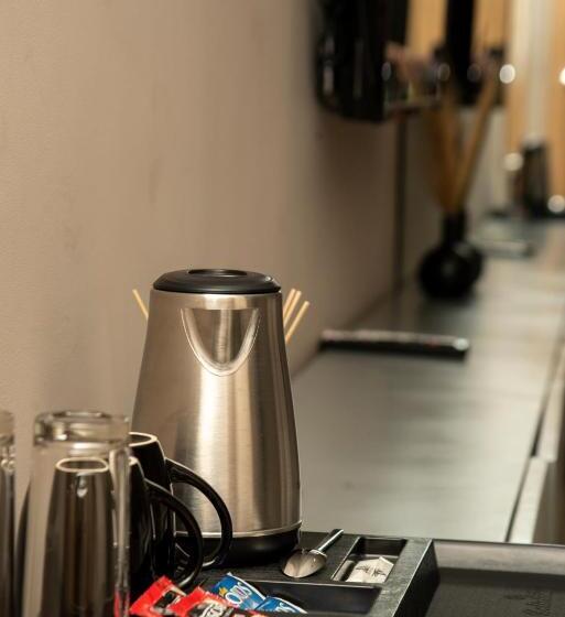 اتاق لوکس, Vertigo