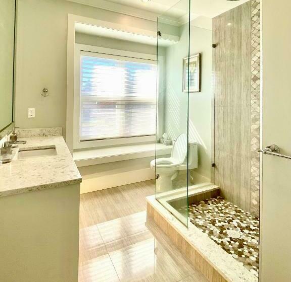 デラックスルーム, Vancouver Shangrila House