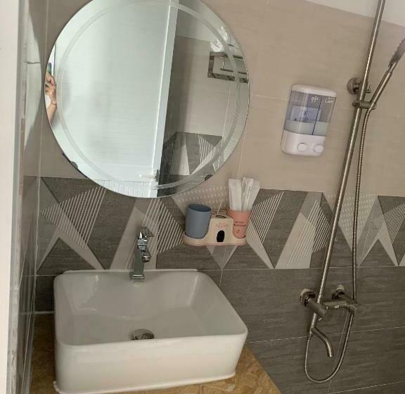 اتاق لوکس, Hải Phong