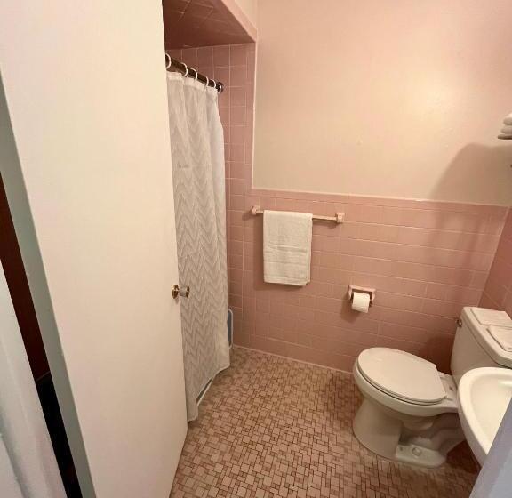 Студия Deluxe, Grand Lake