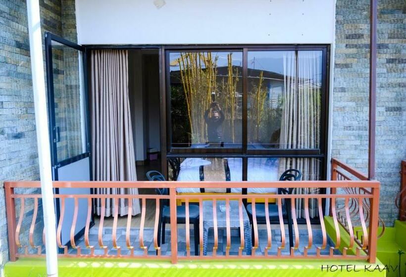 اتاق لوکس, Kaavi