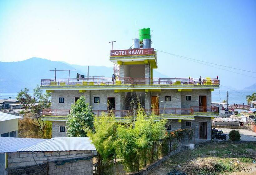 اتاق لوکس, Kaavi