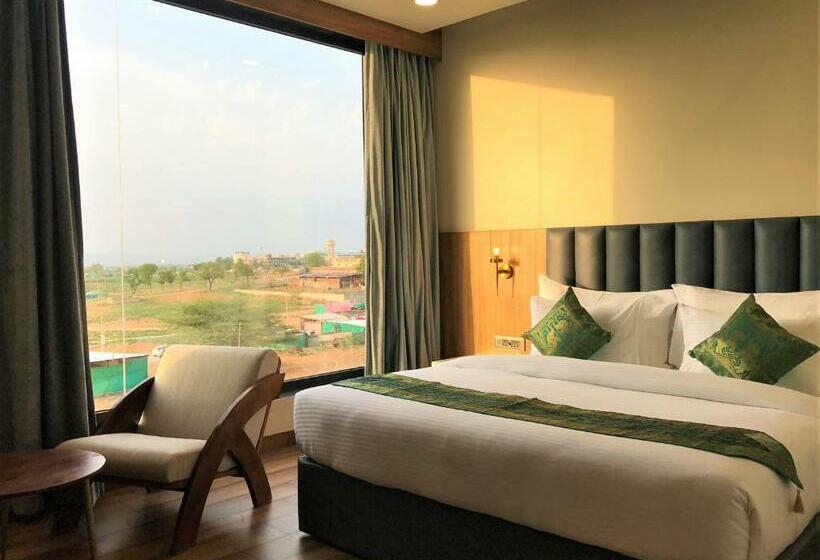 디럭스 룸, Sterling Pushkar