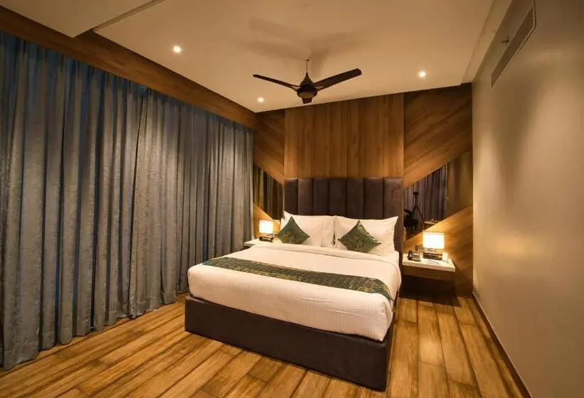 Suite Cama King, Sterling Pushkar